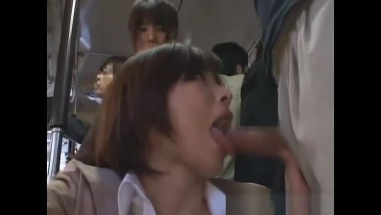 Hot Japanese bitch in public