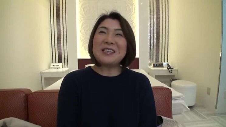 Fine-looking oriental hussy