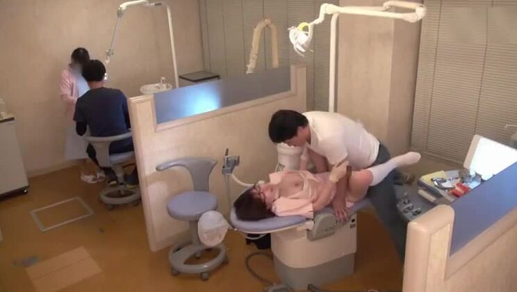 Comely asian hussy getting hot bukkake