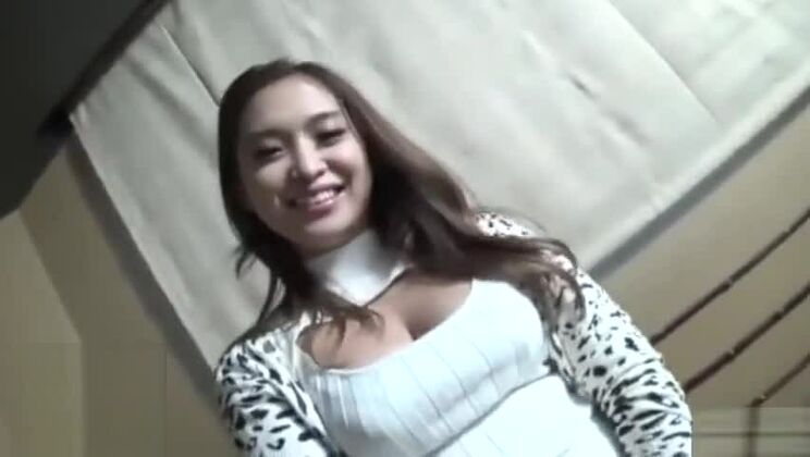 Juicy oriental whore