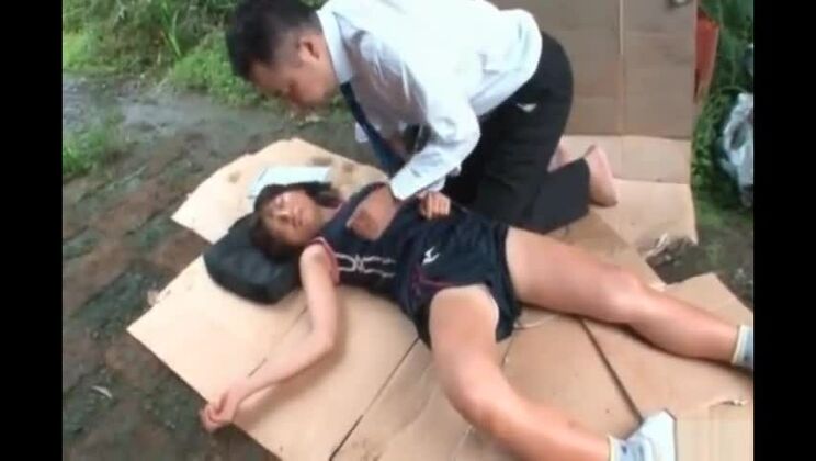 Winsome oriental whore in great amateur porn