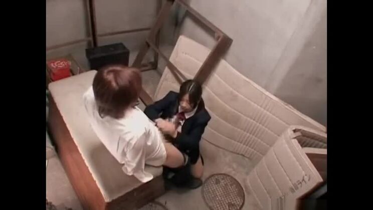 japanese schoolgirl blowjob service and cum in mouth