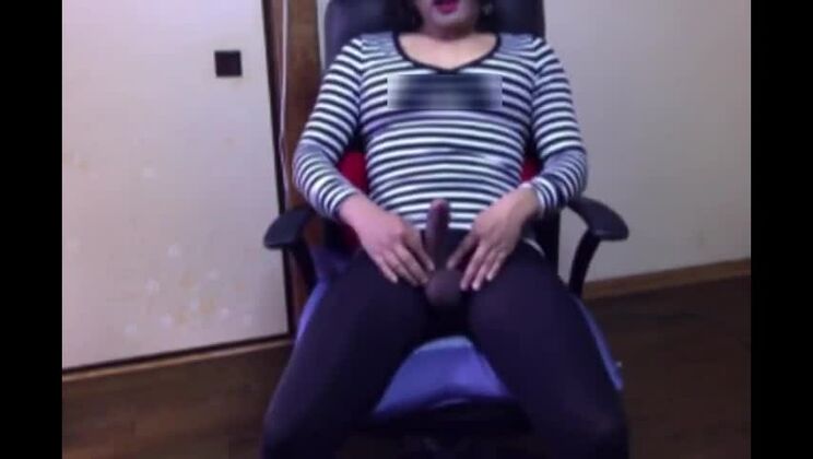 New Japanese model in Hot /Futanari JAV scene uncut