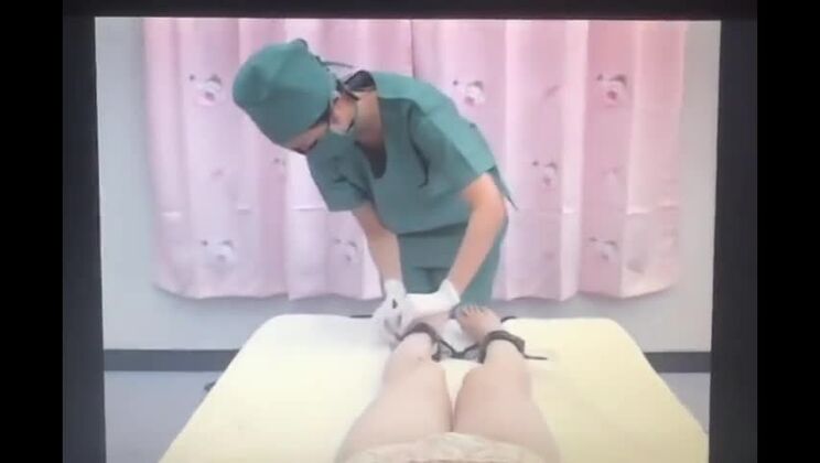 japanese tickle brush